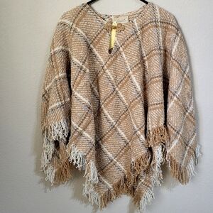 Boyne Valley Weavers Tan and White Shrug with Fringe Handcrafted In Ireland NWT